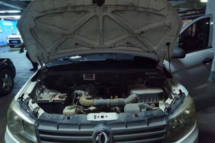 Used Dongfeng Fengon 330 2016 1.2L Manual Base Version DK12-07 Engine Bay