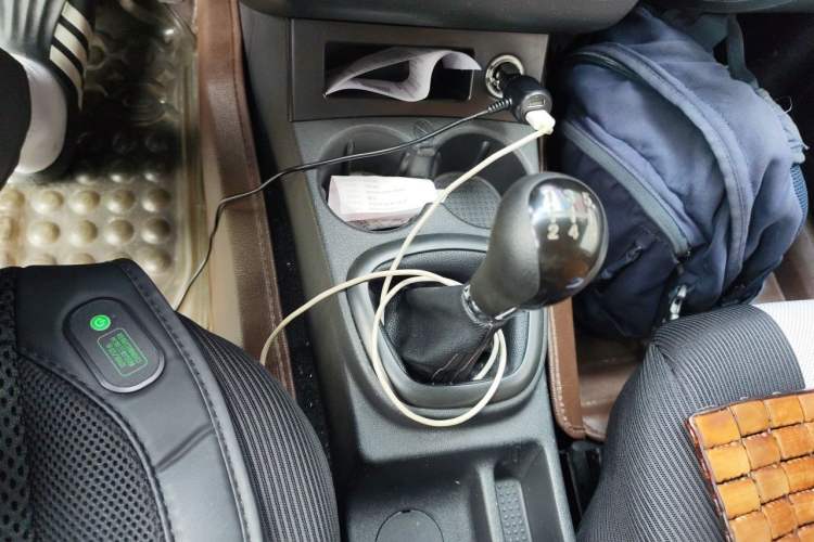 Used Dongfeng Fengon 330 2016 1.5L Manual Enjoyment Model DK15 Gear Lever