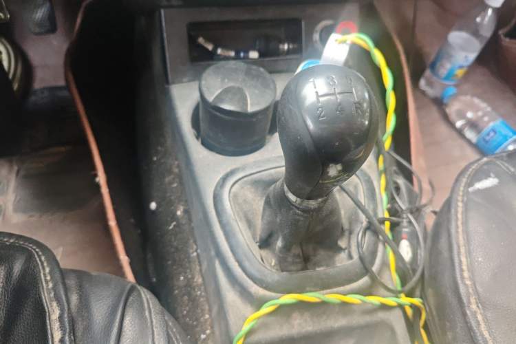 Used Dongfeng Fengon 330  Gear Lever