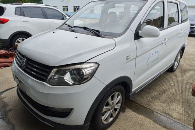 Used Dongfeng Fengon 330 2016 1.5L Manual Enjoyment Model DK15