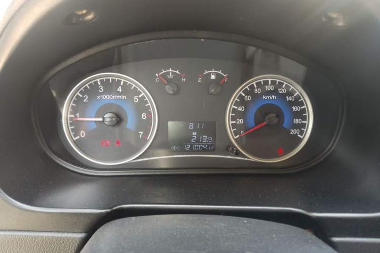 Used Dongfeng Fengon 330 2016 1.5L Manual Enjoyment Model DK15 Instrument Cluster
