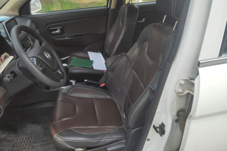 Used Dongfeng Fengon 330 2016 1.5L Manual Enjoyment Model DK15 Left Front Seat