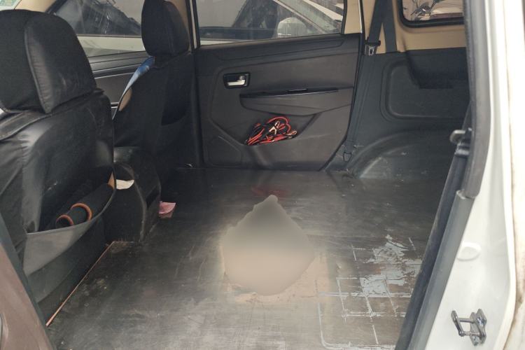 Used Dongfeng Fengon 330 2016 1.5L Manual Enjoyment Model DK15 Left Rear Seat