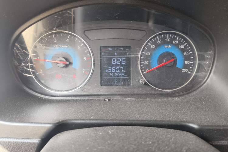 Used Dongfeng Fengon 330 2016 1.5L Manual Enjoyment Model DK15 Odometer Close Up