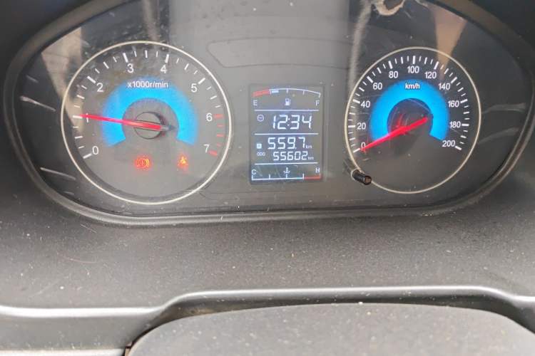 Used Dongfeng Fengon 330 2016 1.2L Manual Base Version DK12-07 Odometer Close Up