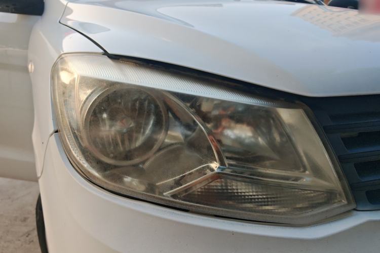 Used Dongfeng Fengon 330 2016 1.2L Manual Base Version DK12-07 Right Front Headlight