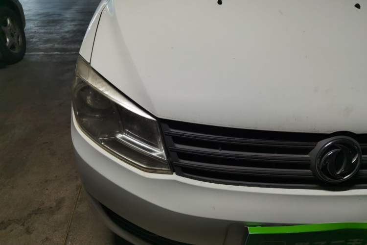 Used Dongfeng Fengon 330 2016 1.2L Manual Base Version DK12-07 Right Front Headlight