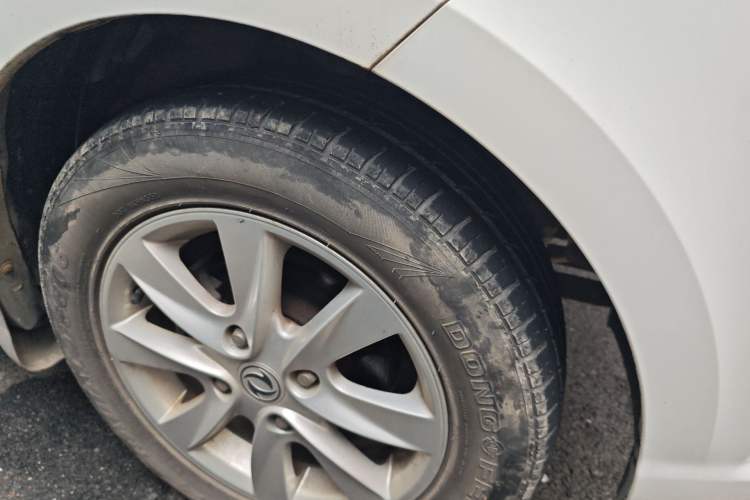 Used Dongfeng Fengon 330 2016 1.5L Manual Enjoyment Model DK15 Right Front Wheel Hub