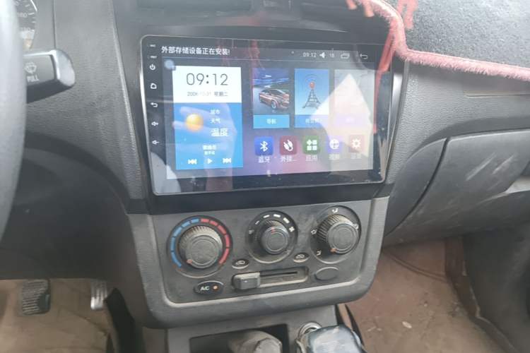 Used Dongfeng Fengon 330 2017 1.5L Manual Utility II DK15 Audio And AC Panel