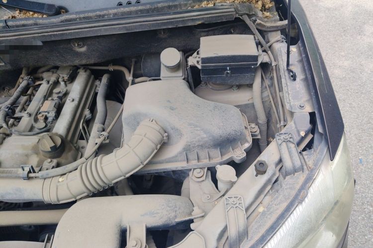 Used Dongfeng Fengon 330 2017 1.5L Manual Utility II DK15 Engine Bay Left