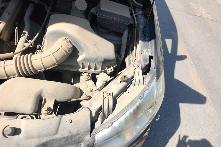 Used Dongfeng Fengon 330 2017 1.5L Manual Utility II DK15 Engine Bay Left