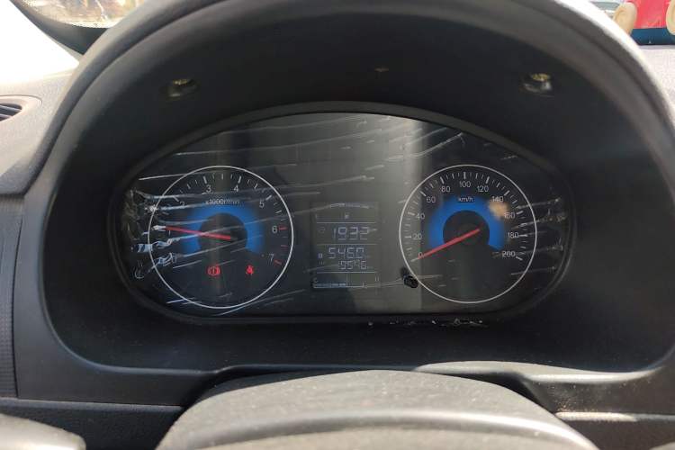 Used Dongfeng Fengon 330 2017 1.5L Manual Utility II DK15 Instrument Cluster