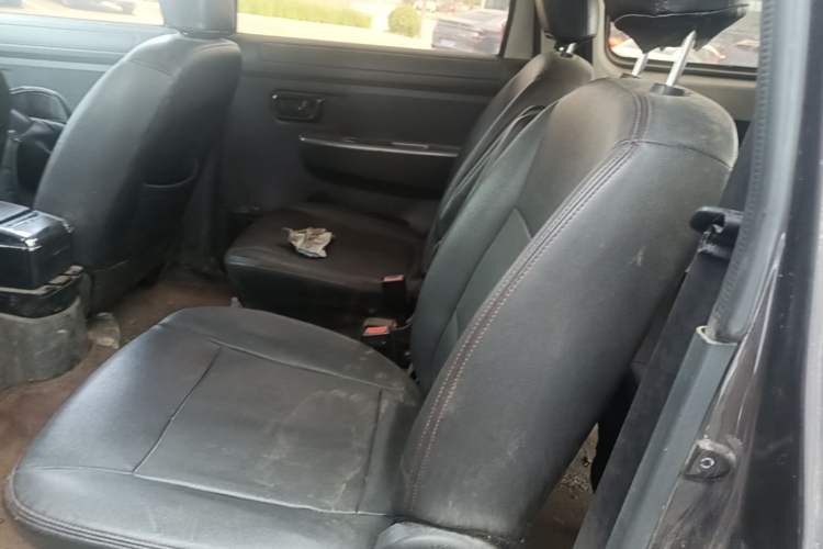 Used Dongfeng Fengon 330 2017 1.5L Manual Utility II DK15 Left Rear Seat