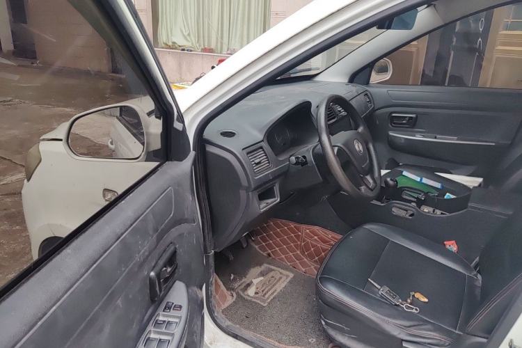 Used Dongfeng Fengon 330 2017 1.5L Manual Utility II DK15 Driver Seat