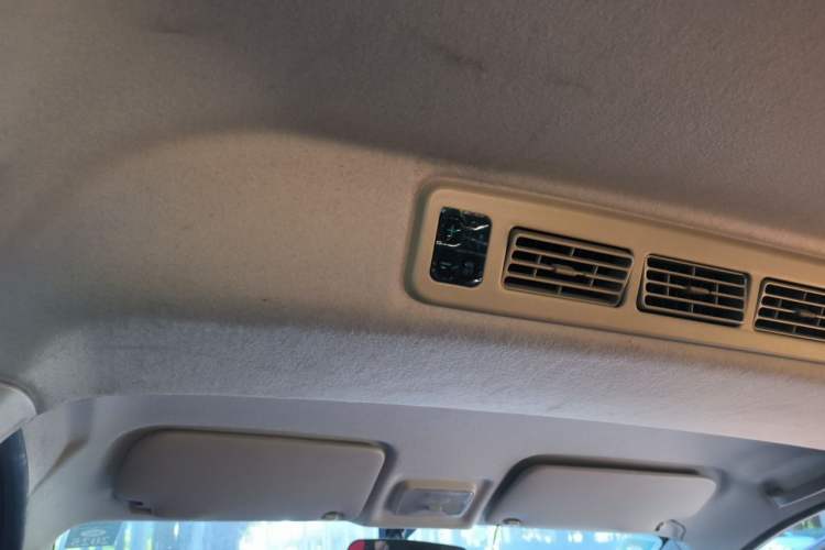 Used Dongfeng Fengon 330 2017 1.5L Manual Utility II DK15 Headliner
