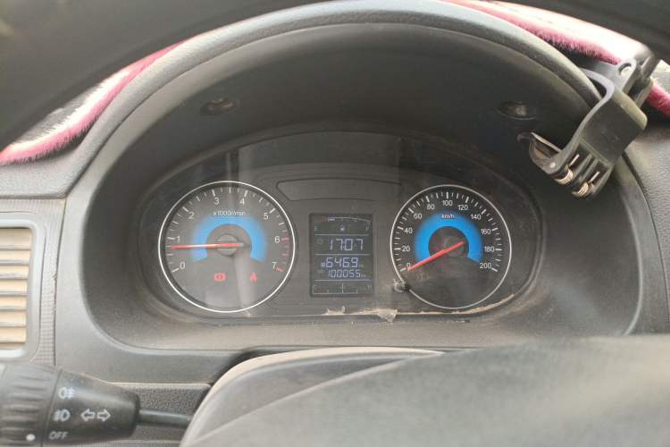 Used Dongfeng Fengon 330 2017 1.5L Manual Utility II DK15 Instrument Cluster