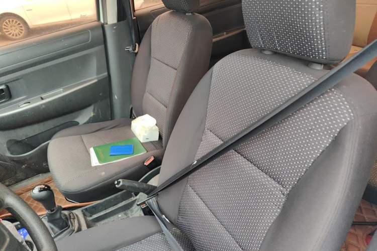 Used Dongfeng Fengon 330 2017 1.5L Manual Utility II DK15 Left Front Seat