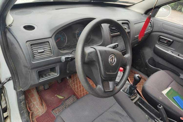 Used Dongfeng Fengon 330 2017 1.5L Manual Utility II DK15 Steering Wheel
