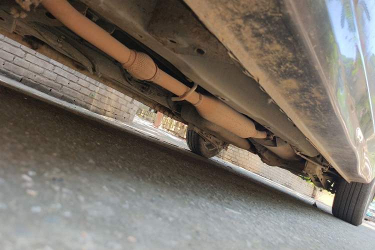 Used Dongfeng Fengon 330 2018 1.5L 330S Comfort Edition China V Standard DK15 Chassis Front Left