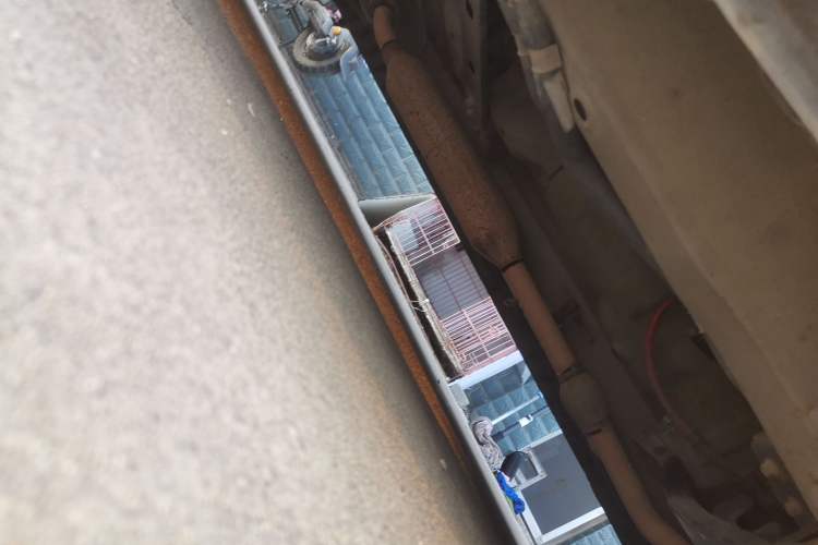 Used Dongfeng Fengon 330 2018 1.5L Facelift Manual Utility II DK15 Chassis Front Right