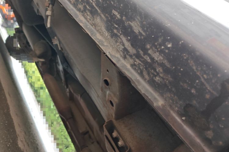 Used Dongfeng Fengon 330 2018 1.5L 330S Comfort Edition DK15 Chassis Front Right