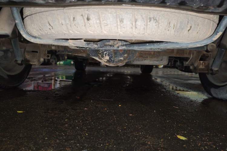 Used Dongfeng Fengon 330 2018 1.5L 330S Premium Edition DK15 Chassis Rear