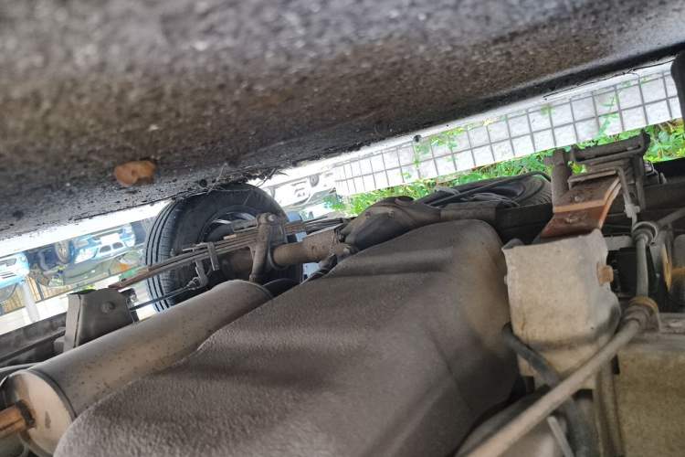 Used Dongfeng Fengon 330  Chassis Rear Right