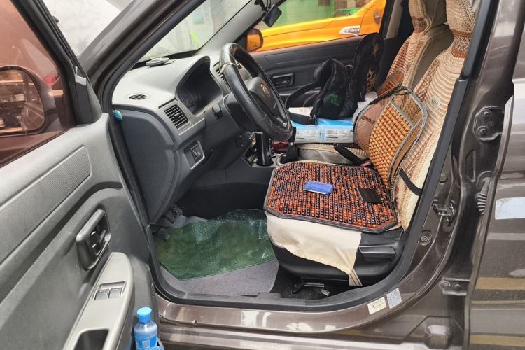 Used Dongfeng Fengon 330  Driver Seat