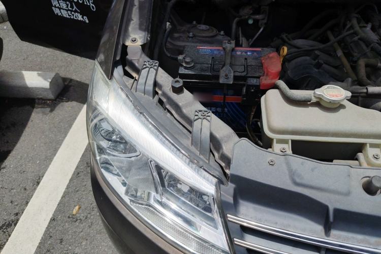 Used Dongfeng Fengon 330 2018 1.5L Manual Utility Version I DK15 Engine Bay Right