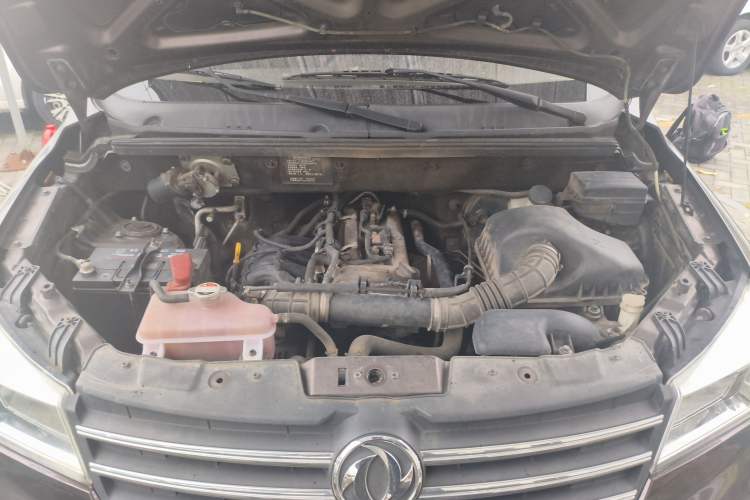 Used Dongfeng Fengon 330 2018 1.5L 330S Comfort Edition DK15 Engine Bay
