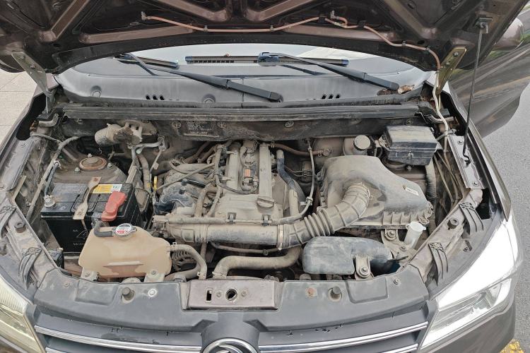 Used Dongfeng Fengon 330 2018 1.5L 330S Comfort Edition DK15 Engine Bay