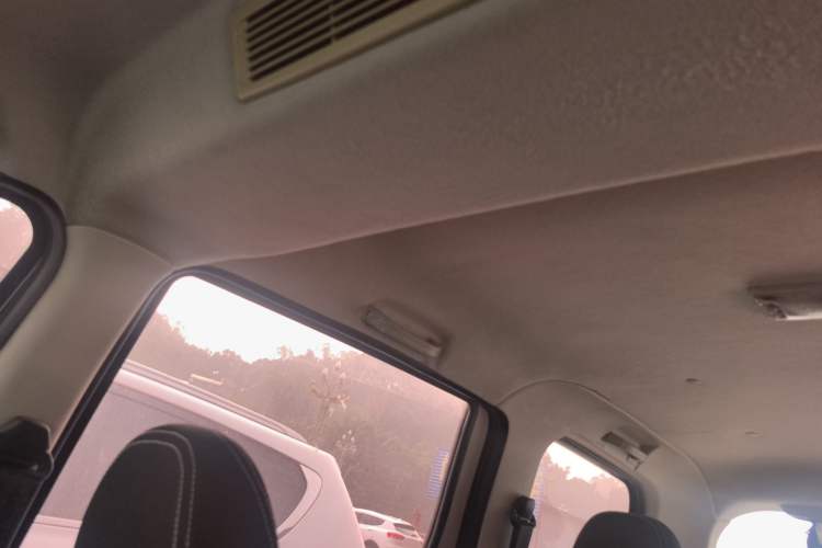 Used Dongfeng Fengon 330 2018 1.5L 330S Premium Edition DK15 Headliner