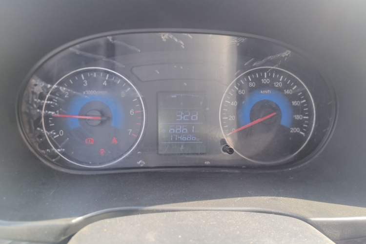 Used Dongfeng Fengon 330 2018 1.5L 330S Comfort Edition DK15 Instrument Cluster