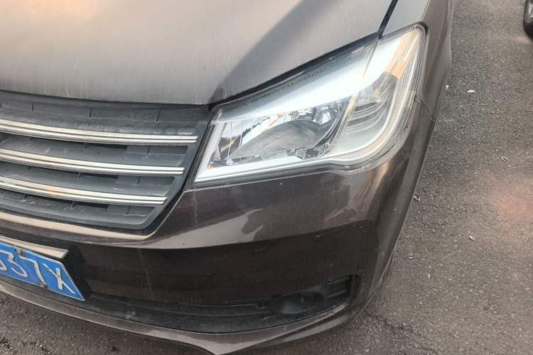 Used Dongfeng Fengon 330 2018 1.5L 330S Premium Edition DK15 Left Front Headlight