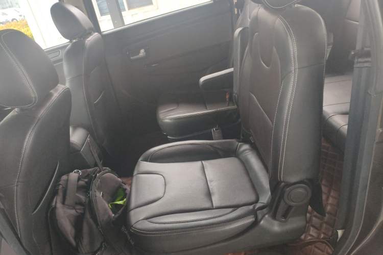 Used Dongfeng Fengon 330 2018 1.5L 330S Comfort Edition DK15 Left Rear Seat