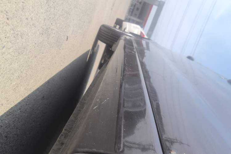 Used Dongfeng Fengon 330 2018 1.5L 330S Comfort Edition DK15 Right Side Sill