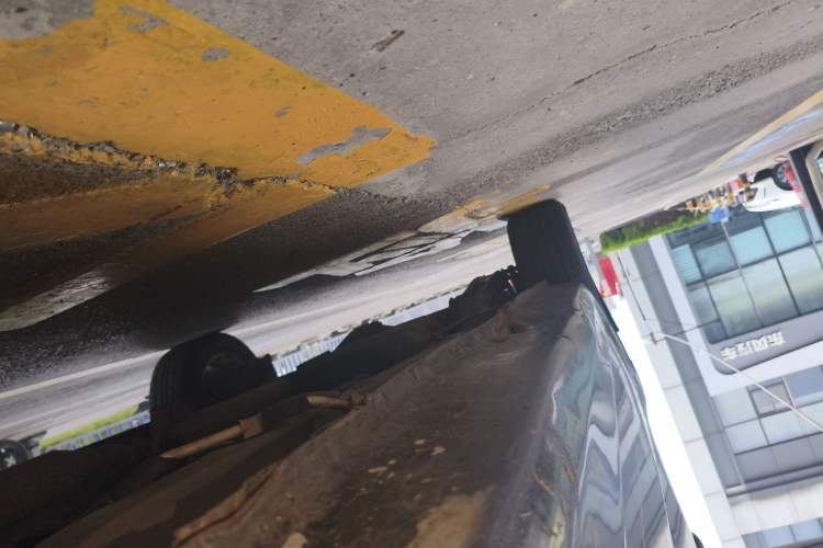 Used Dongfeng Fengon 330 2018 1.5L 330S Comfort Edition DK15 Right Side Sill