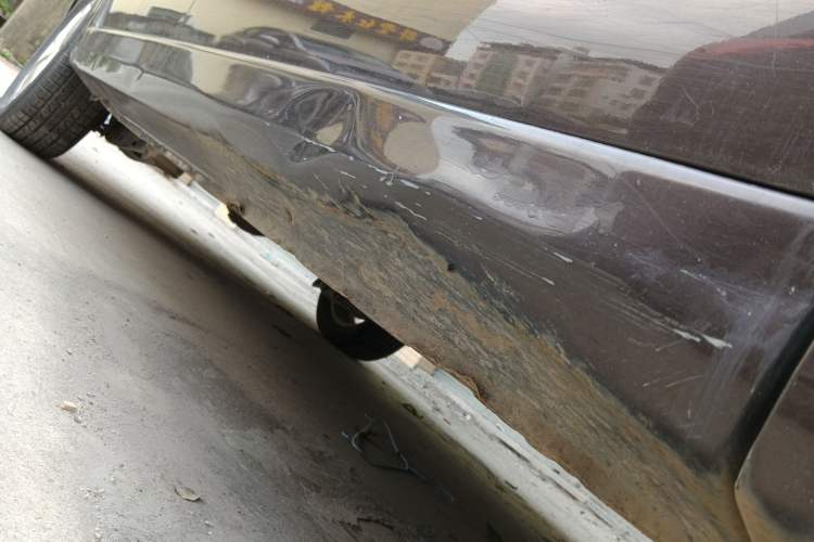 Used Dongfeng Fengon 330 2018 1.5L 330S Comfort Edition DK15 Right Side Sill