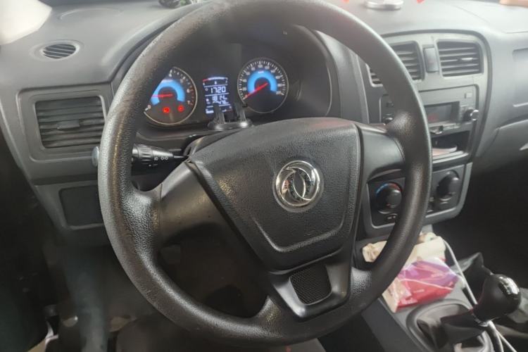 Used Dongfeng Fengon 330 2018 1.5L Manual Utility Version I DK15 Steering Wheel