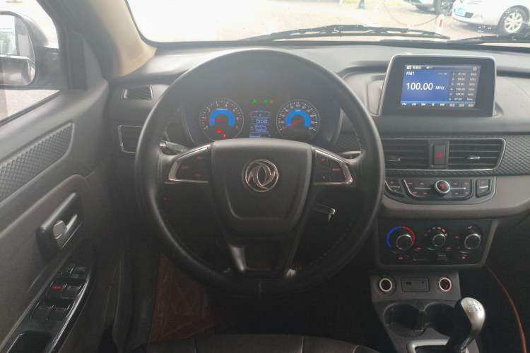 Used Dongfeng Fengon 330 2018 1.5L 330S Comfort Edition DK15 Steering Wheel