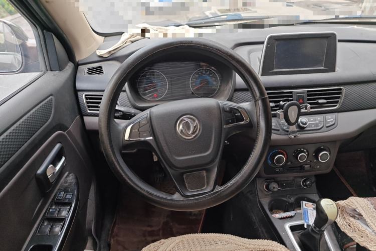 Used Dongfeng Fengon 330 2018 1.5L 330S Comfort Edition DK15 Steering Wheel