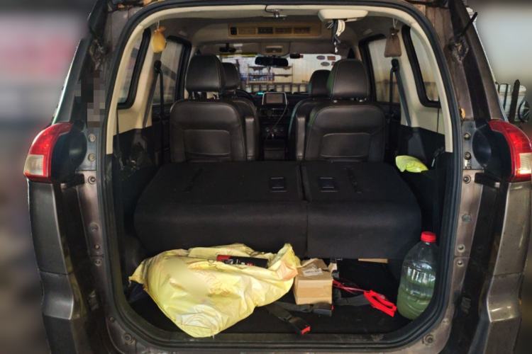 Used Dongfeng Fengon 330 2018 1.5L 330S Premium Edition DK15 Trunk