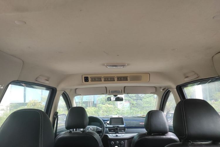 Used Dongfeng Fengon 330 2018 1.5L 330S Comfort Edition DK15 Headliner
