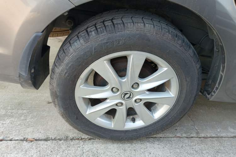 Used Dongfeng Fengon 330 2018 1.5L 330S Comfort Edition DK15 Right Rear Wheel Hub