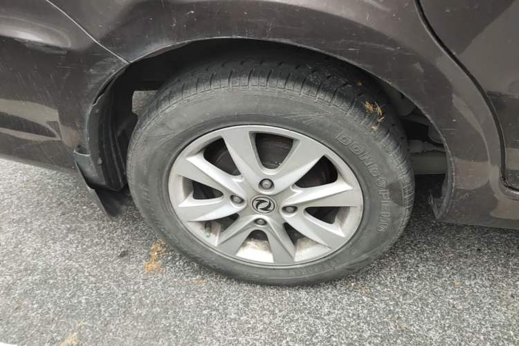 Used Dongfeng Fengon 330 2018 1.5L 330S Comfort Edition DK15 Right Rear Wheel Hub