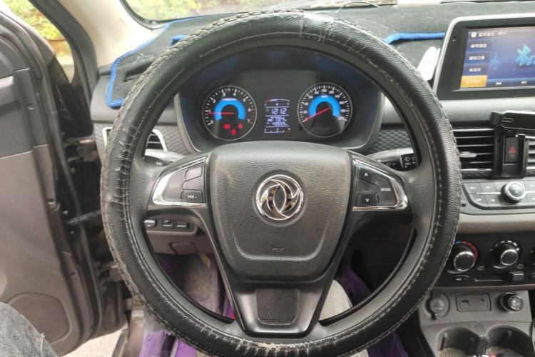 Used Dongfeng Fengon 330 2018 1.5L 330S Comfort Edition DK15 Steering Wheel