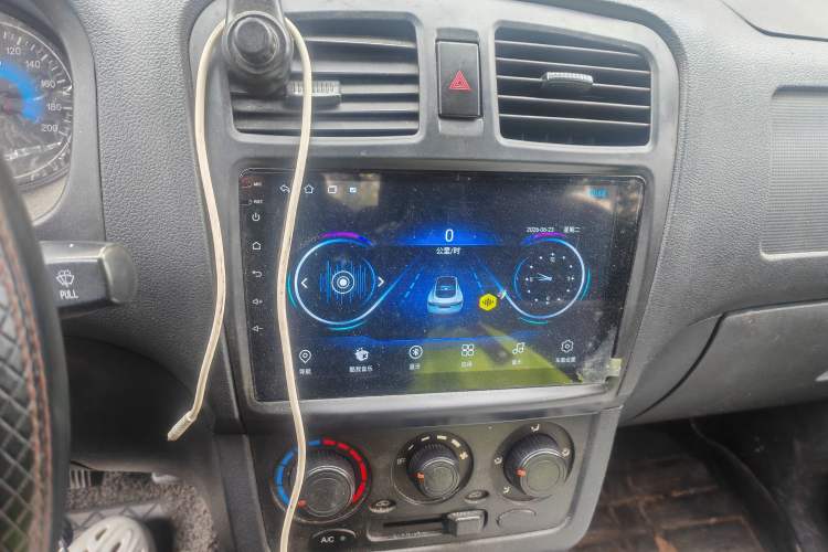 Used Dongfeng Fengon 330 2018 1.5L Manual Practical II DK15 Audio And AC Panel