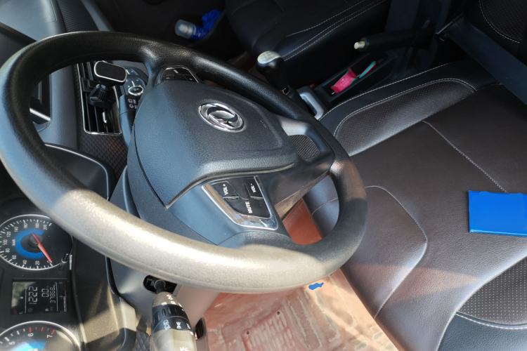 Used Dongfeng Fengon 330 2018 1.5L 330S Comfort Edition China V Standard DK15 Left Front Seat