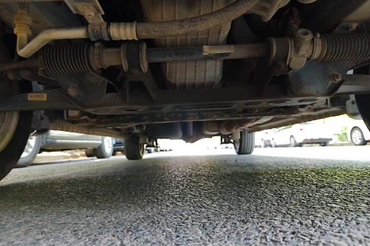 Used Dongfeng Fengon 330 2018 1.5L 330S Premium Edition DK15 Chassis Front