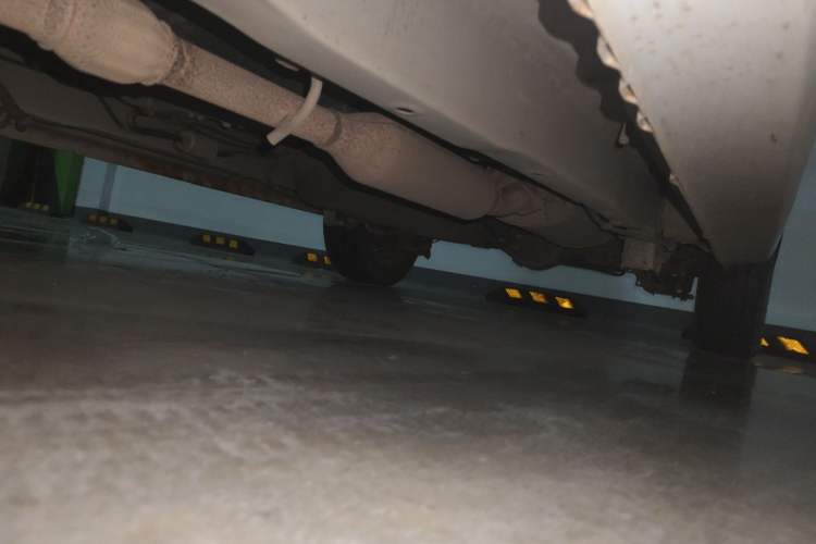 Used Dongfeng Fengon 330 2018 1.5L Manual Practical II DK15 Chassis Front Left